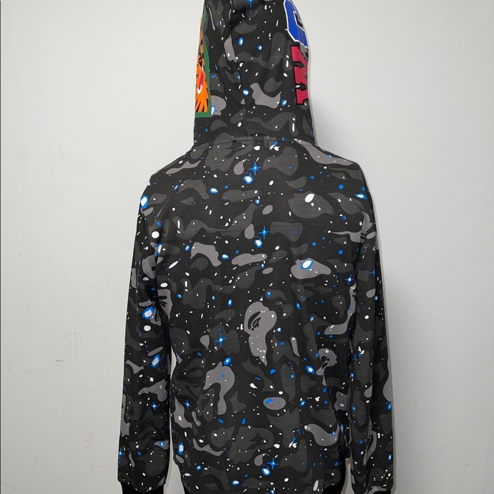 A.Bathing Ape NEW hoodie! - Picture 5 of 9